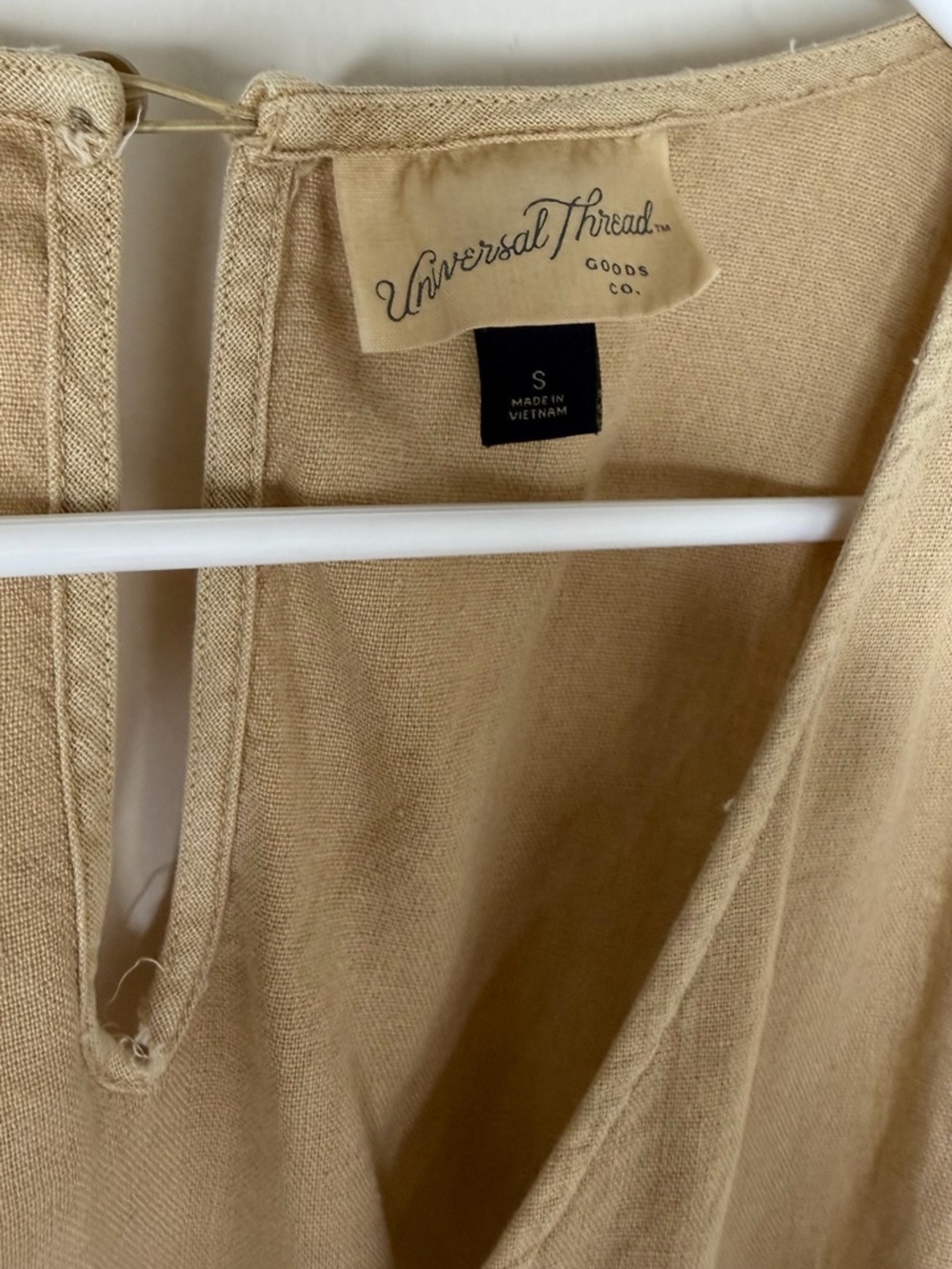 Universal Thread Sleeveless V-Neck Wide-Leg Jumpsuit in Tan - Picture 6 of 7